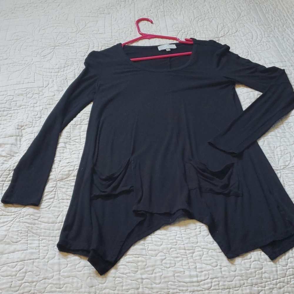 🌻3/$10🌻 Joan Vass black shirt, size S